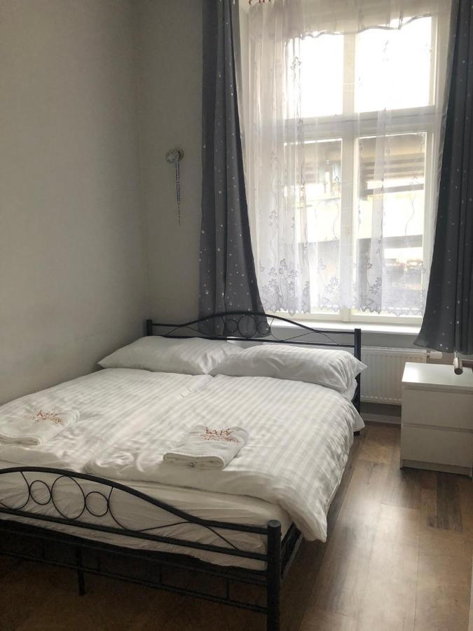 Apartment Cozy At Main Station
